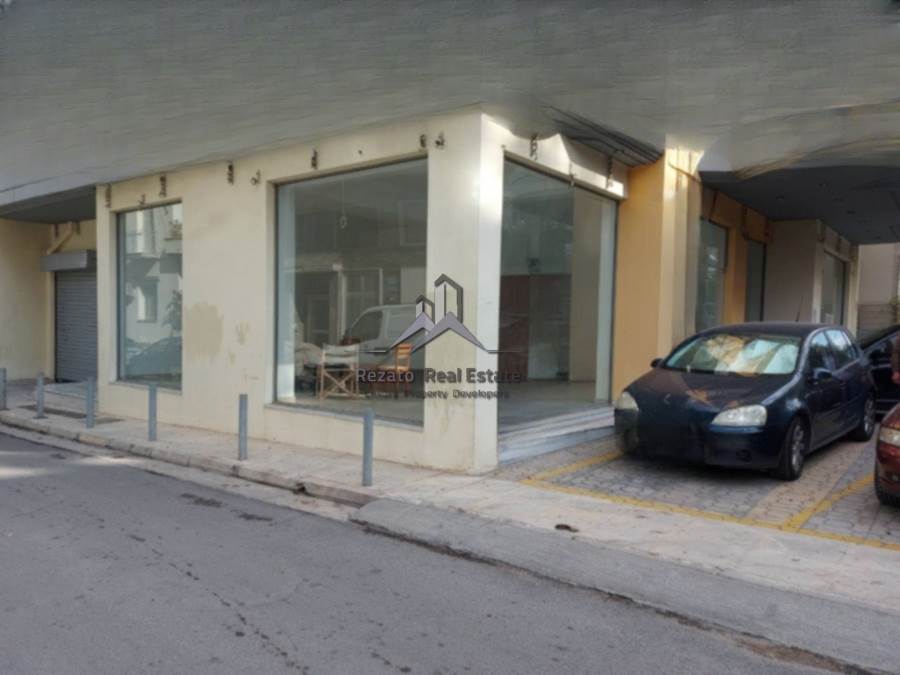 (For Sale) Commercial Retail Shop || Athens Center/Athens - 140 Sq.m, 300.000€ 