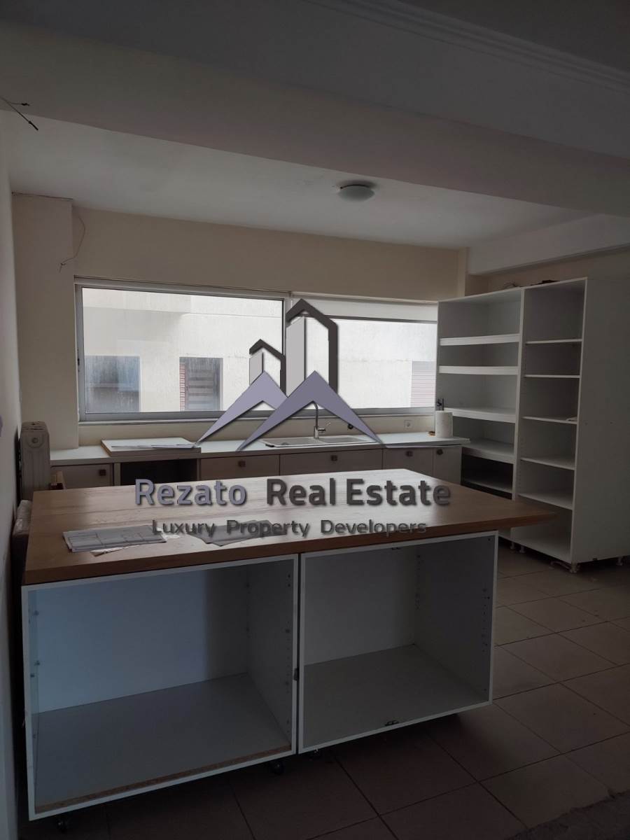 (Προς Πώληση) Κατοικία Διαμέρισμα || Αθήνα Νότια/Γλυφάδα - 158 τ.μ, 3 Υ/Δ, 300.000€ 