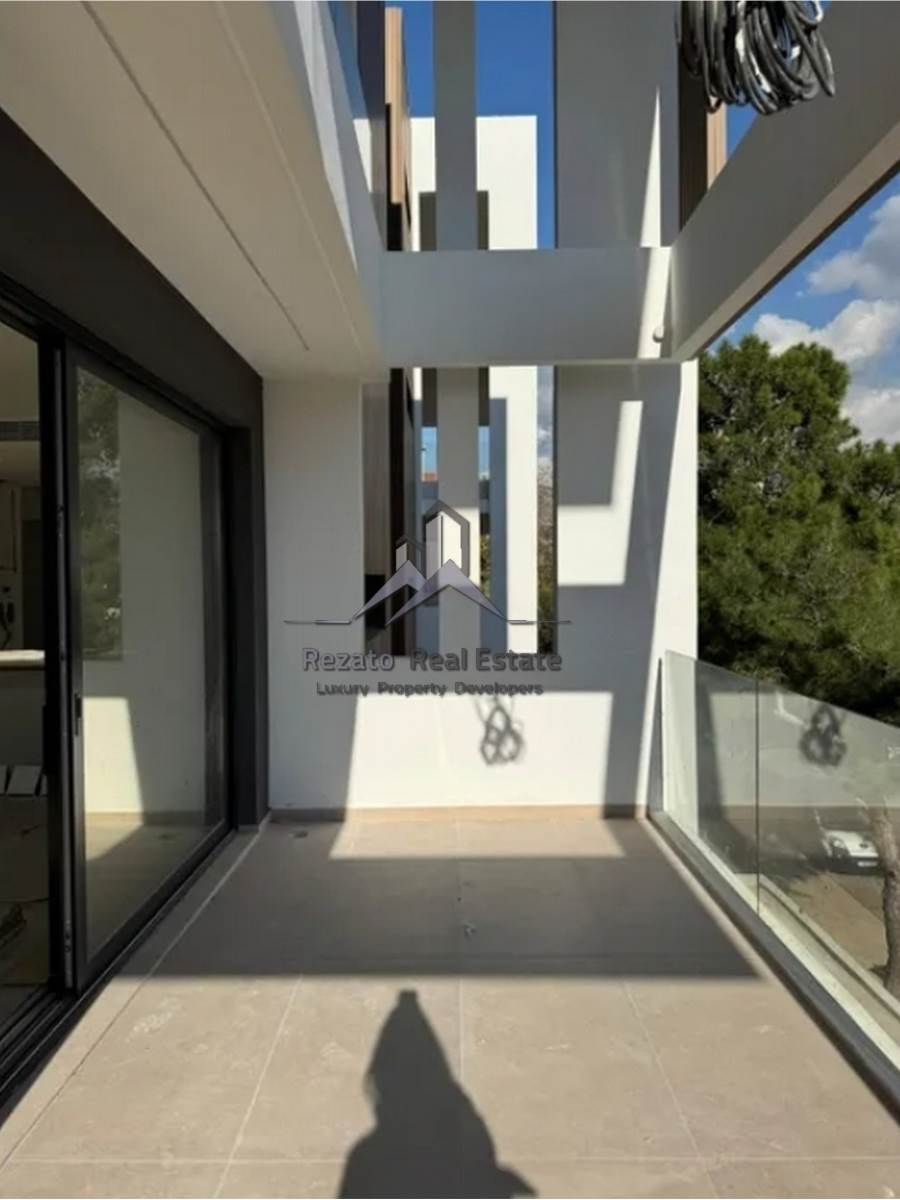 (Προς Πώληση) Κατοικία Μεζονέτα || Αθήνα Νότια/Γλυφάδα - 162 τ.μ, 3 Υ/Δ, 1.300.000€ 