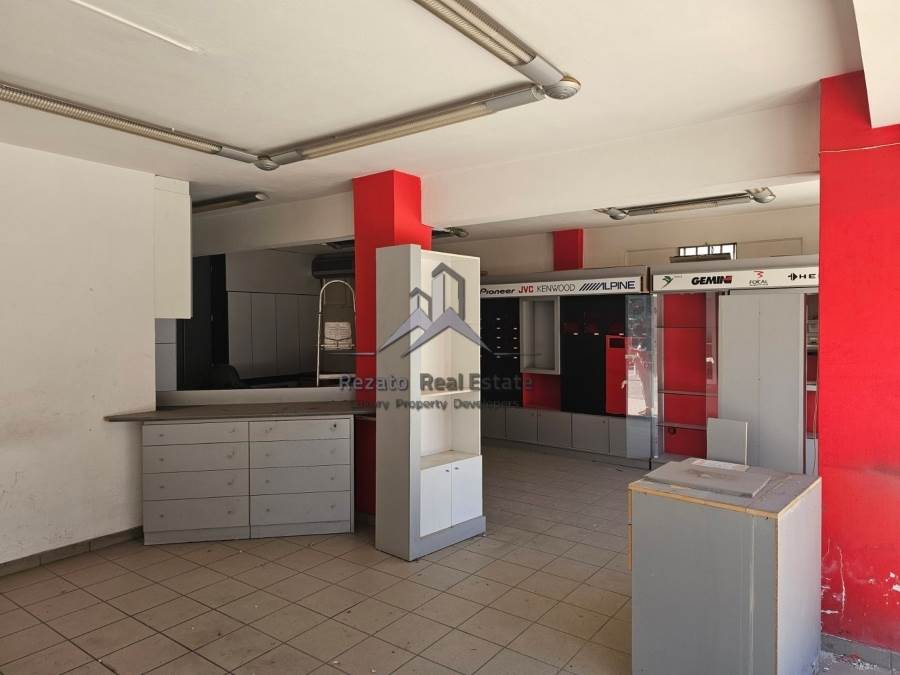 (For Rent) Commercial Retail Shop || Athens Center/Ilioupoli - 72 Sq.m, 1.400€ 
