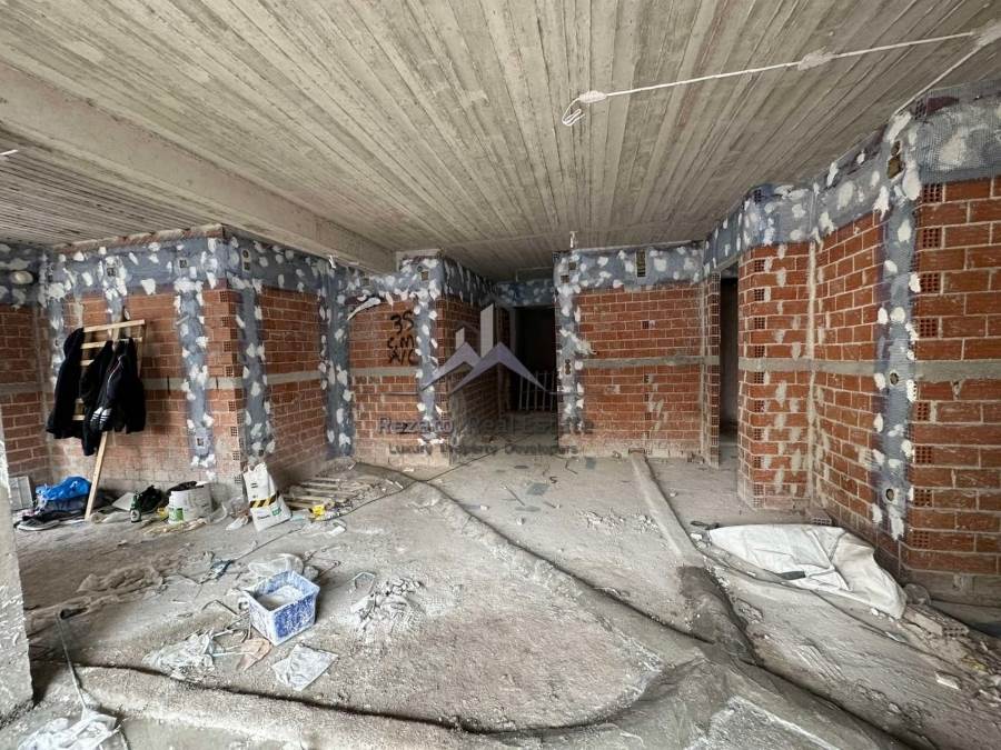 (For Sale) Residential Apartment || Piraias/Piraeus - 77 Sq.m, 2 Bedrooms, 245.000€ 