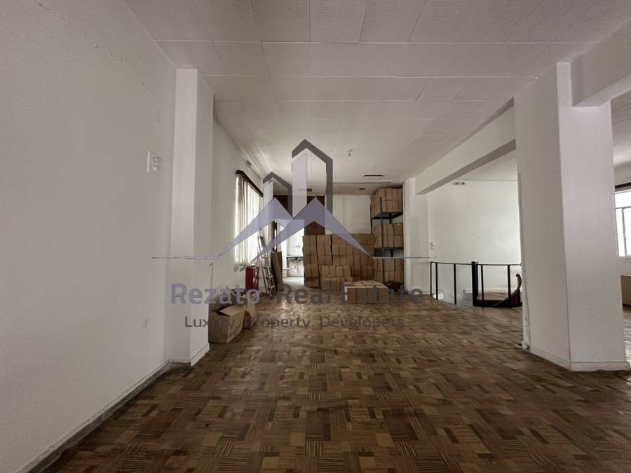 (Προς Ενοικίαση) Επαγγελματικός Χώρος Επαγγελματικός Χώρος || Αθήνα Νότια/Παλαιό Φάληρο - 308 τ.μ, 2.200€ 