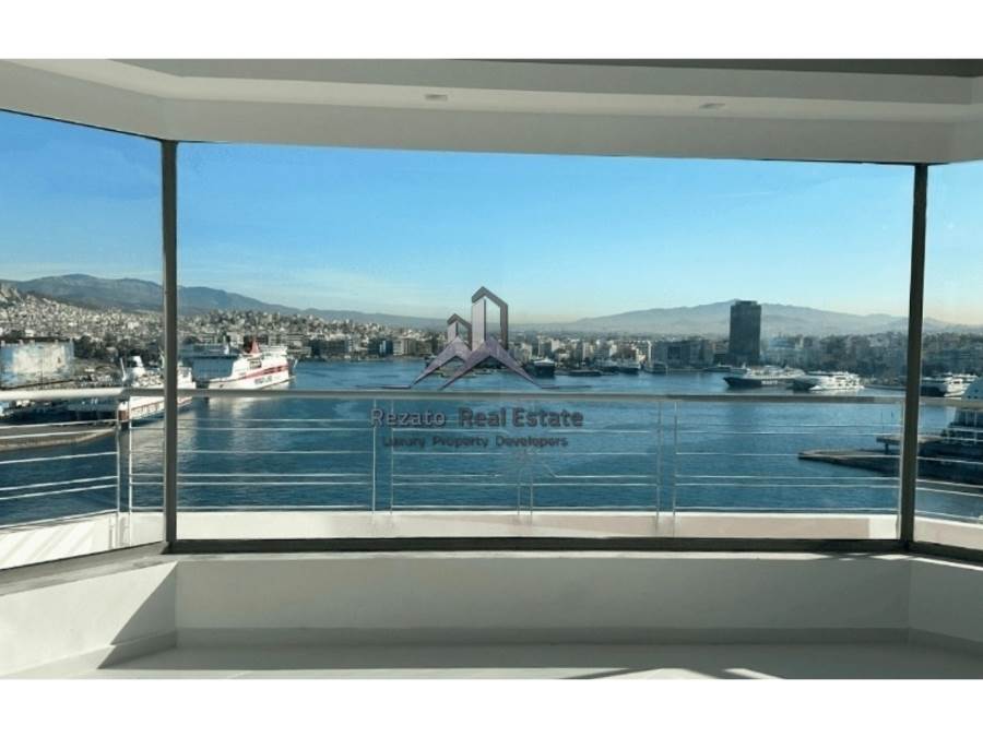 (For Sale) Residential Floor Apartment || Piraias/Piraeus - 126 Sq.m, 3 Bedrooms, 950.000€ 