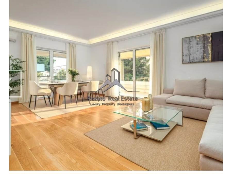 (For Sale) Residential Apartment || East Attica/Voula - 135 Sq.m, 1 Bedrooms, 550.000€ 