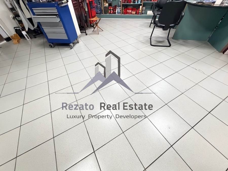 (Προς Ενοικίαση) Επαγγελματικός Χώρος Κατάστημα || Αθήνα Νότια/Ελληνικό - 105 τ.μ, 1.350€ 