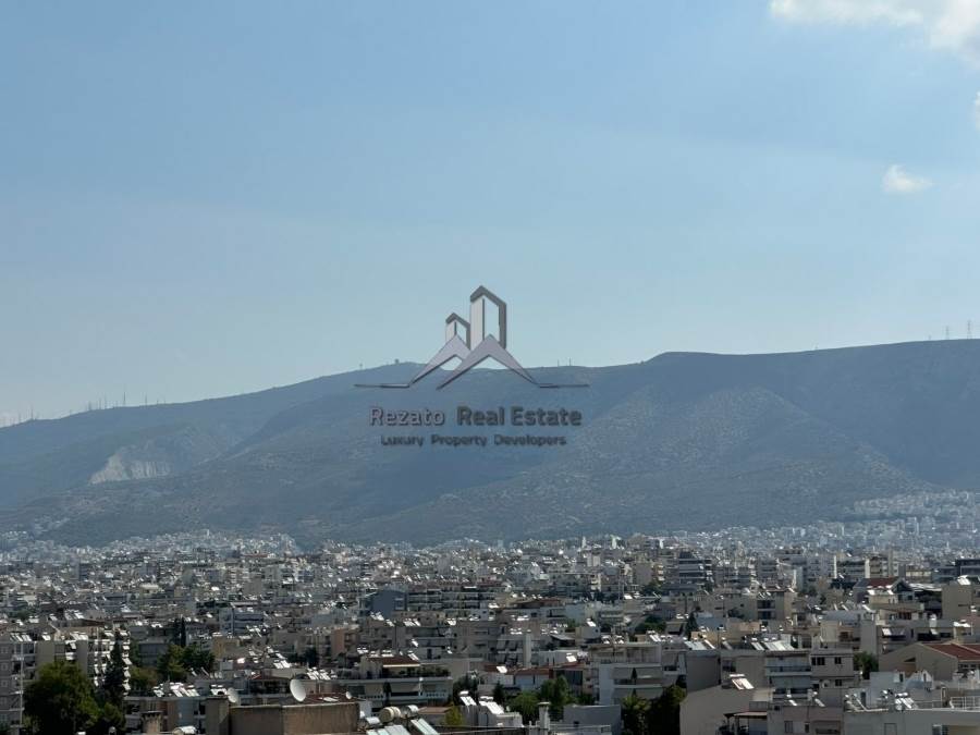 (For Sale) Residential Maisonette || Athens South/Alimos - 160 Sq.m, 4 Bedrooms, 950.000€ 