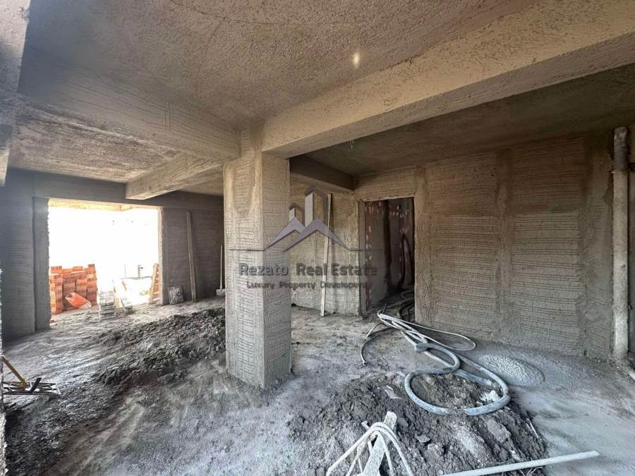 (For Sale) Residential Floor Apartment || Piraias/Piraeus - 92 Sq.m, 3 Bedrooms, 390.000€ 