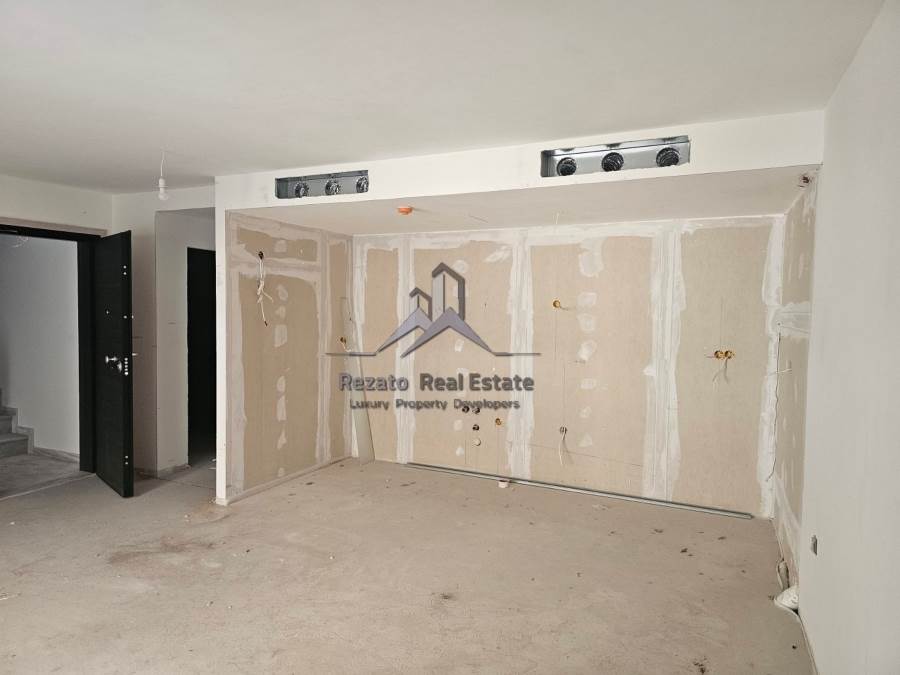 (For Sale) Residential Floor Apartment || Athens Center/Dafni - 80 Sq.m, 2 Bedrooms, 300.000€ 