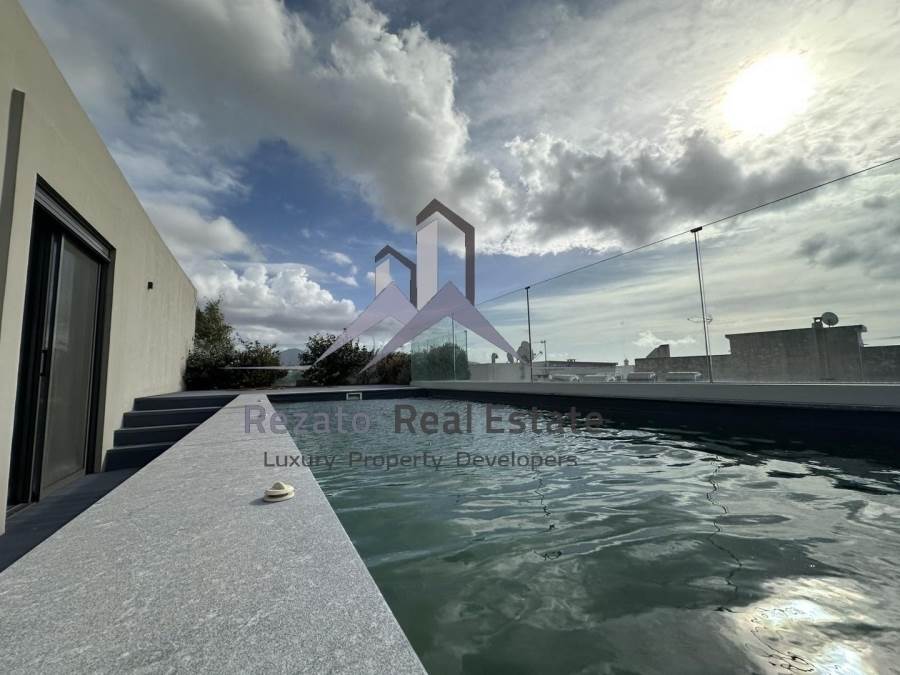 (For Sale) Residential Maisonette || Athens South/Palaio Faliro - 342 Sq.m, 5 Bedrooms, 2.050.000€ 